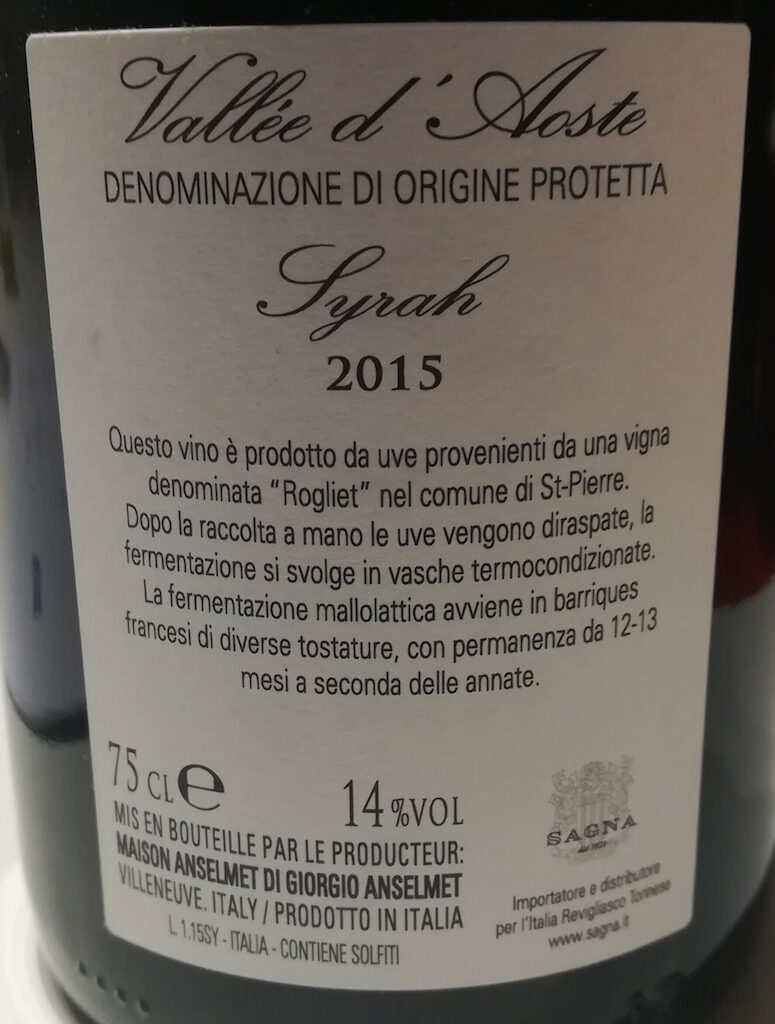 Degustazione del vino Maison Anselmet Henri Syrah 2015, rosso della Valle d'Aosta di uvaggio internazionale ma terroir montano e peculiare.