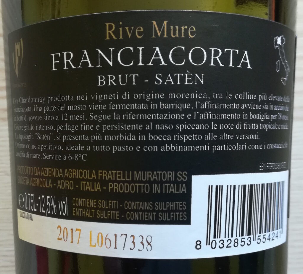 Recensione del vino Grandi Vigne Rive Mure Franciacorta Satèn, selezione di Villa Crespia per i supermercati IPER: Chardonnay 100% e 40 mesi di maturazione.