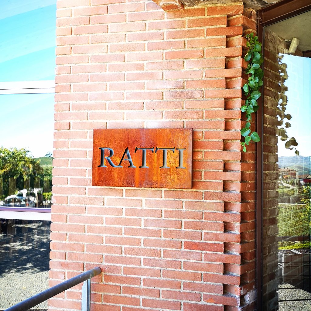 RENATO RATTI - VISITA IN CANTINA